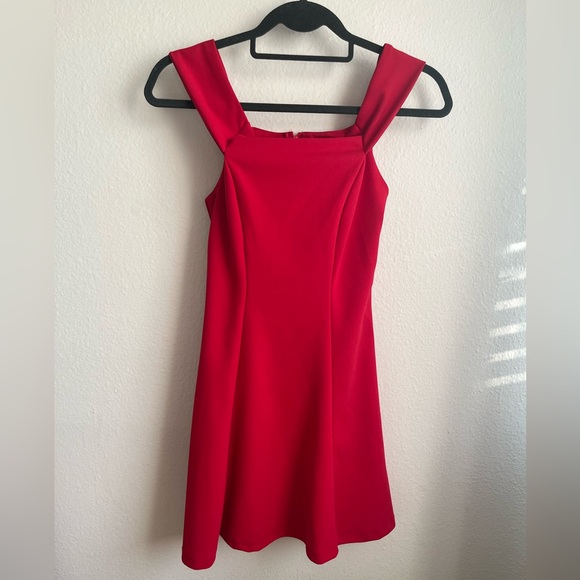 Red Dress - Picture 1 of 3